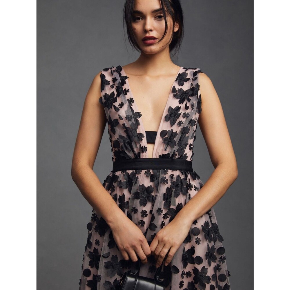 Anthropologie Strappy Floral Floral Appliqúe Tulle Midi Dress | Black /Blush | 0 - Picture 11 of 12